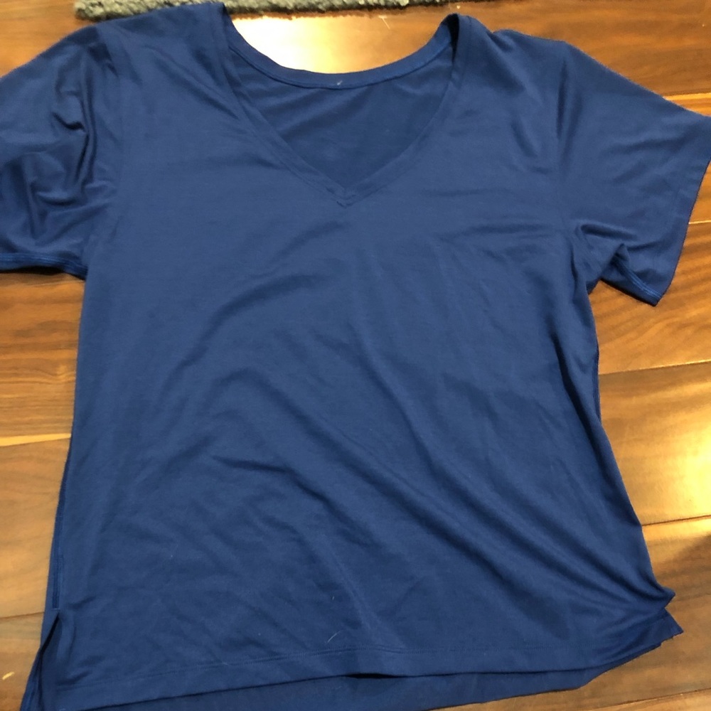 Lululemon vneck